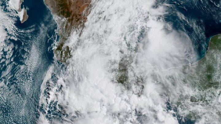 Se forma tormenta tropical Douglas: ¿Cómo afectará a México y cuál es su trayectoria?