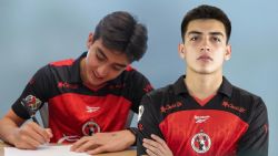 Xolos renueva a Gilberto Mora con contrato por tres años