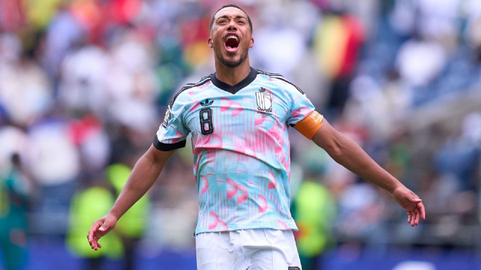 Tielemans firmó el penalti decisivo en Seattle.