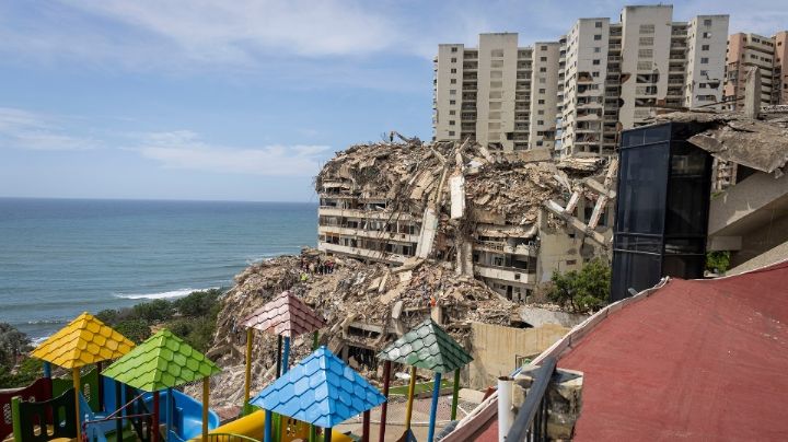 Van casi 5 mil muertos por el doble terremoto en Venezuela