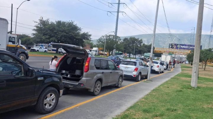Filosos y casi invisibles: ¿Por qué se poncharon 6 vehículos en la avenida Sendero?