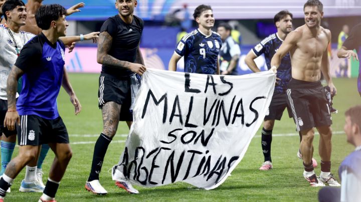 Reino Unido pide a la FIFA investigar a la Selección de Argentina por manta de las Malvinas