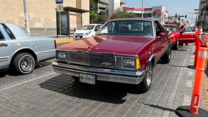 Autos clásicos despiertan pasión y nostalgia en Monterrey y San Nicolás