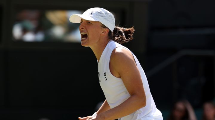 Swiatek avanza en Wimbledon y se cita con Eala en tercera ronda