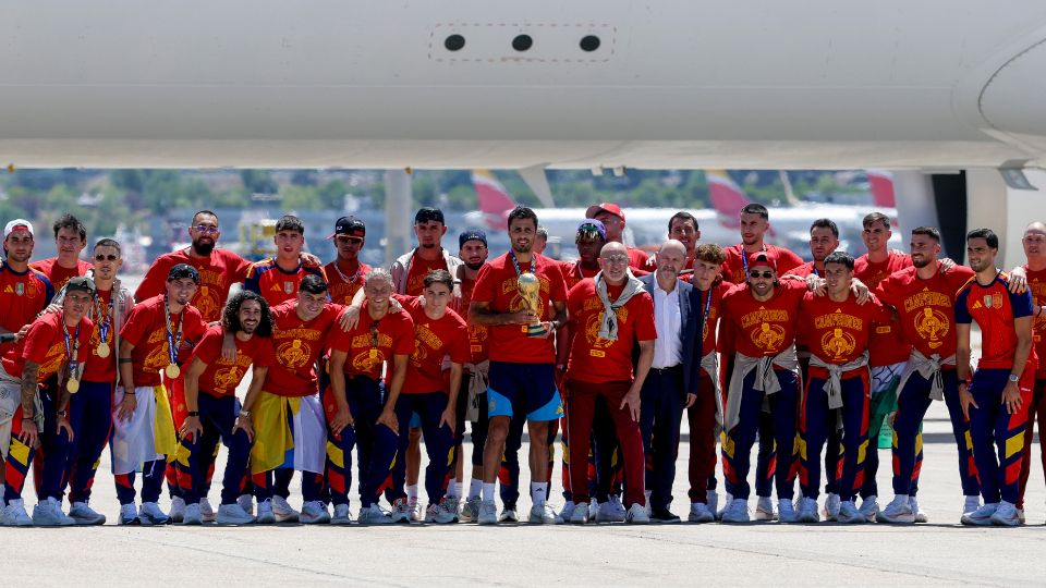 Selección Española de Futbol a su llegada a Madrid