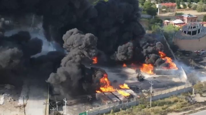 Incendio en línea de tráileres en Pesquería deja un muerto y 4 heridos