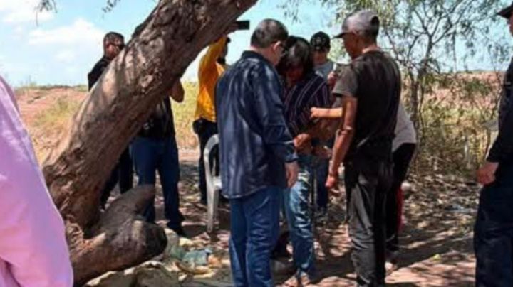 Rescatan a hombre que pasó años encadenado a un mezquite por sufrir una enfermedad mental