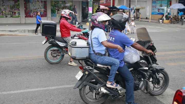 Analizan en Nuevo León prohibir cascos de motociclista dentro de negocios