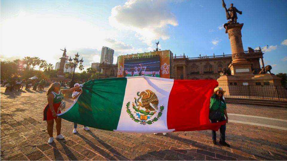 Transmitirán municipios de NL juego entre México e Inglaterra