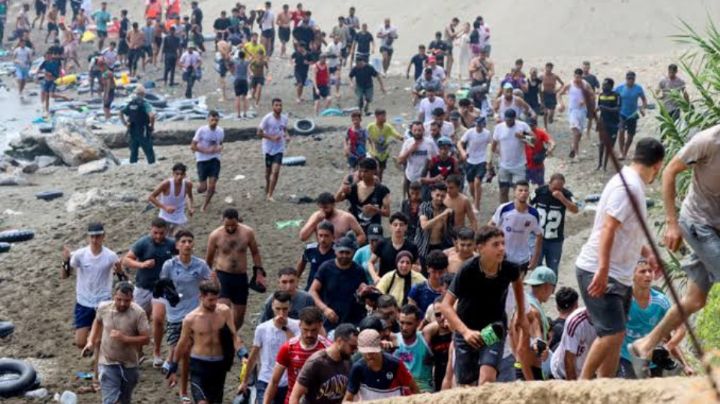 Ceuta exige al Gobierno Español cerrar frontera con Marruecos por ola migratoria