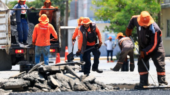 Guadalupe arranca operativo de bacheo en Cañada Blanca y Centro América