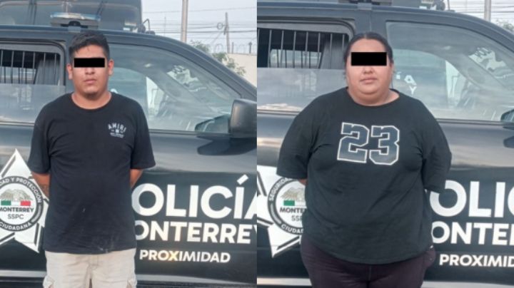 Detienen a pareja por transitar a borde un auto robado en Monterrey