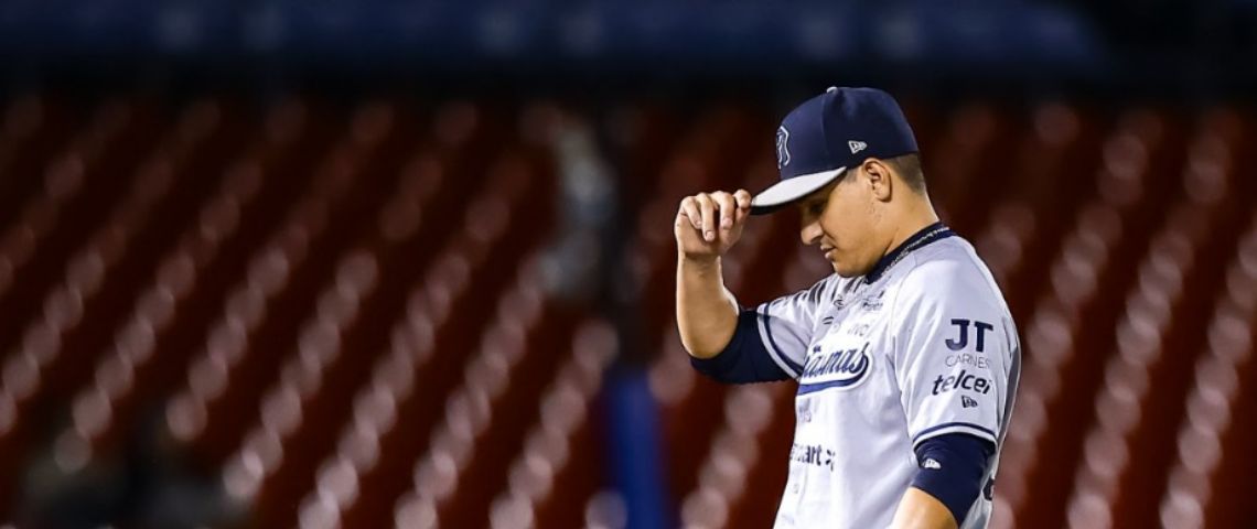 Sultanes sufre paliza 15-5 contra Charros pero avanza a la Serie de Zona