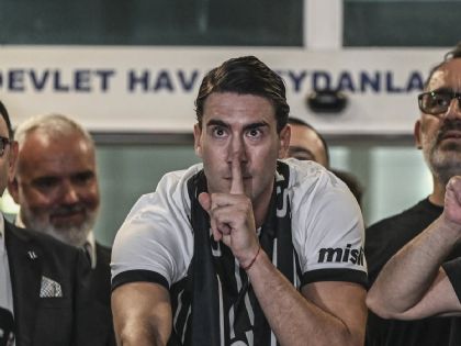 Dusan Vlahovic ficha por Besiktas hasta 2029 tras salir de Juventus