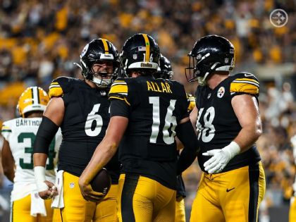 Steelers arrollan a Packers en la pretemporada de NFL