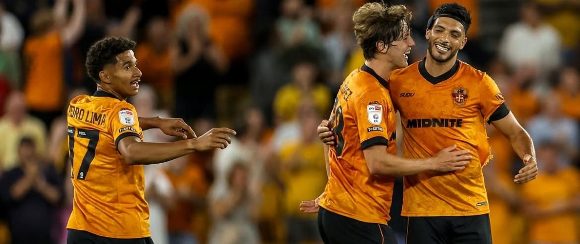 Raúl Jiménez rescata el empate de Wolves en Championship con un penal de último minuto