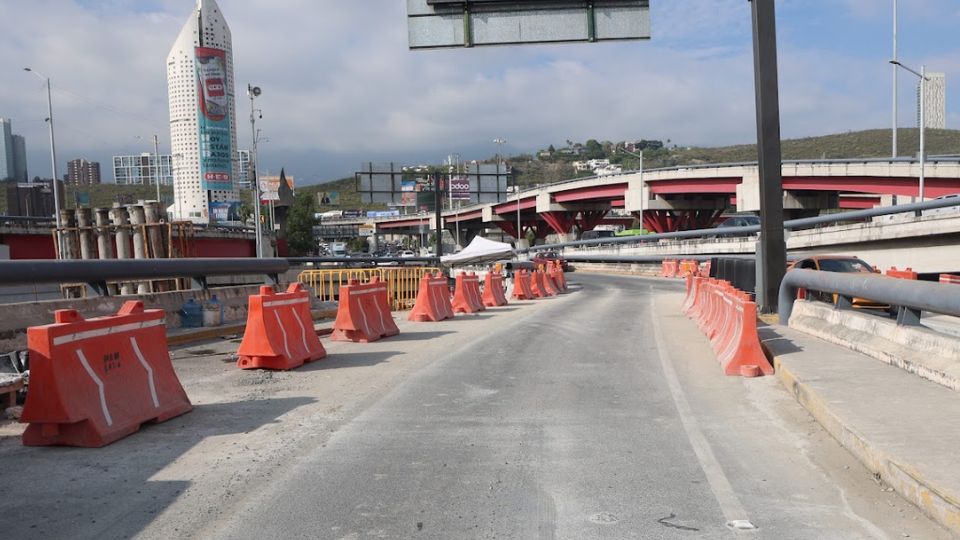 Delimitación de carriles en Gonzalitos