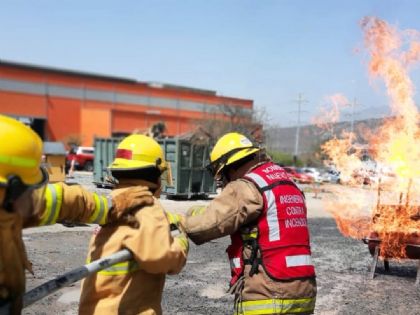 Bomberos de NL cerrarán estación en García; piden apoyo al Estado y municipios