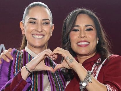 Senadora lleva a doble de Sheinbaum a su informe legislativo