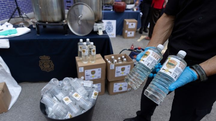 Desmantelan célula del CJNG en España; movían droga en botellas de vainilla
