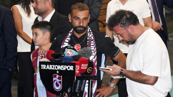 Mohamed Salah llega a Turquía para fichar por el Trabzonspor