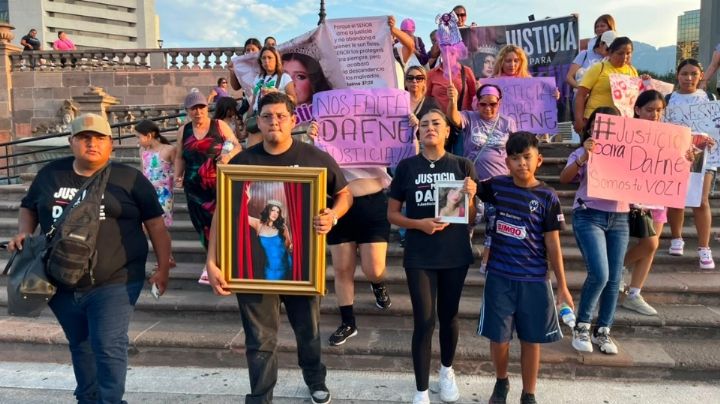 Marchan en centro de Monterrey para exigir justicia por Dafne