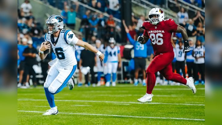 Carolina Panthers vence a Arizona Cardinals en el inicio de la pretemporada de NFL