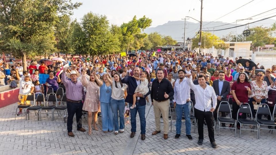 Destaca Mario Soto apoyos sociales durante su segundo informe