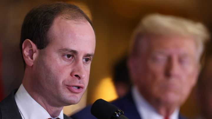 Designa Trump a Will Scharf como su nuevo asistente
