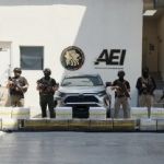 Detienen a 2 y decomisan cargamento de cristal tras persecución en Monterrey