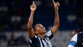 Rayadas golea 5-1 a Toluca con doblete de Chavarin y Seoposenwe
