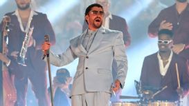 Gana Bad Bunny su primer Emmy por su show de medio tiempo
