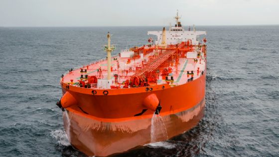 EU responde a ataque de Irán y destruye tres petroleros en el Golfo de Omán
